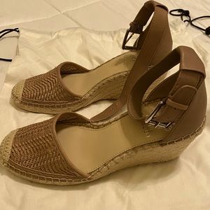 Brand new Vince Camuto wedges